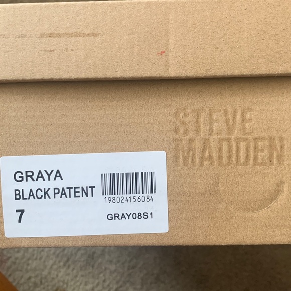 Steve Madden Graya Patent Leather Slingback Flats with Silver Buckles - Picture 7 of 7